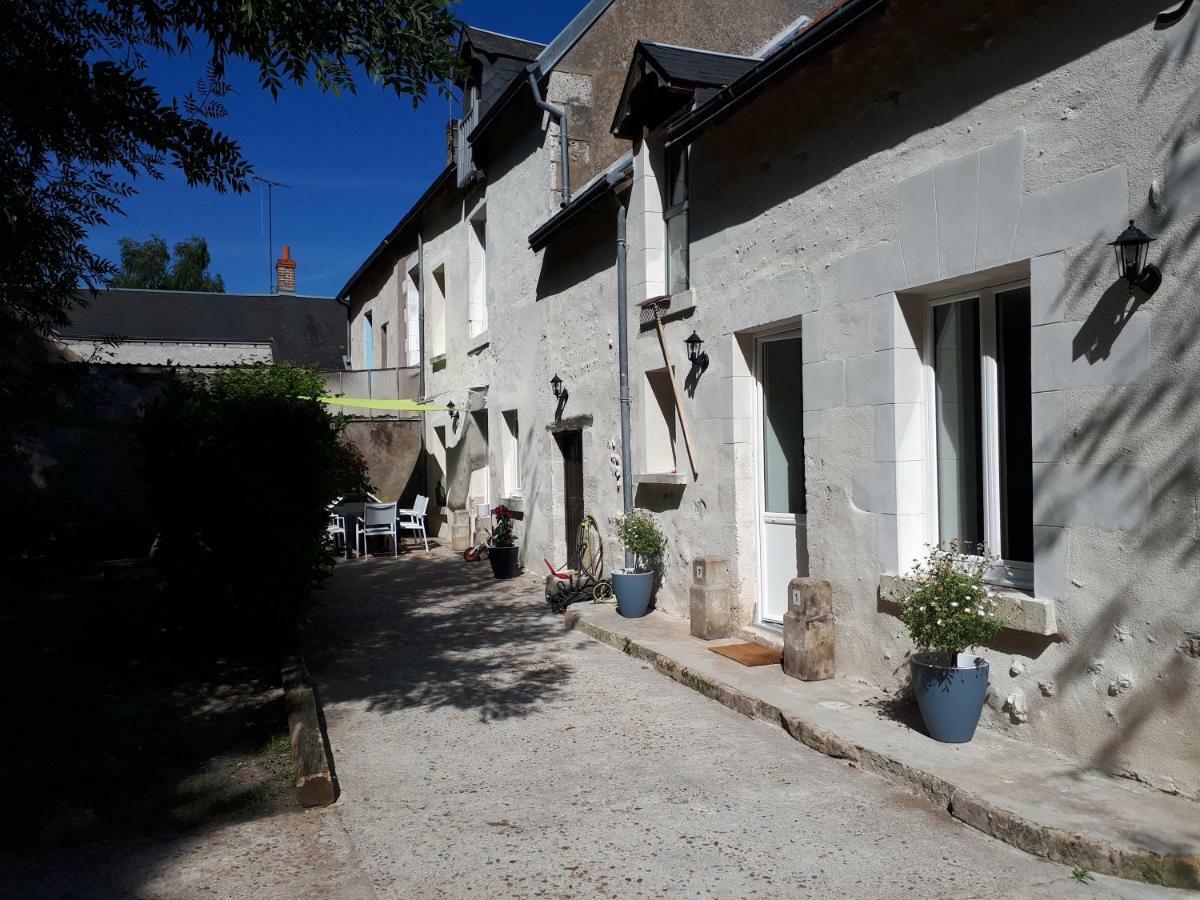 Отель Le Logis De Chaumont Экстерьер фото